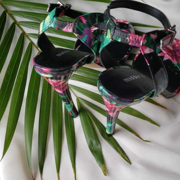 Last One WOMEN’S MADDEN GIRL LA LA HEELS - Picture 3 of 5